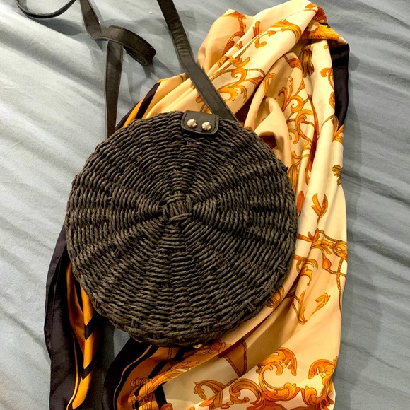 Topshop Handbags - Topshop black woven rattan circle purse 👜
